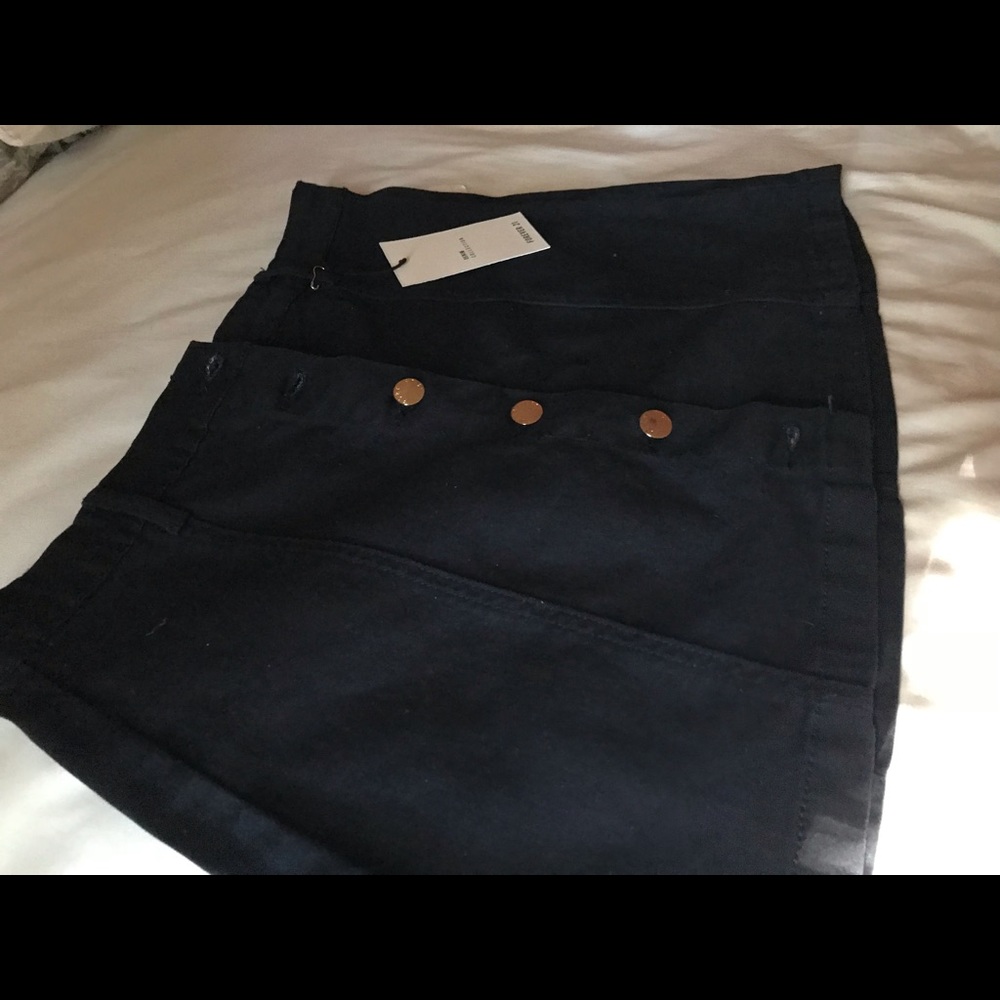 BLACK DENIM SKIRT WITH GOLD BUTTONS